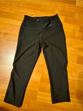 Nike Dri-Fit Black Capri Crop Leggings